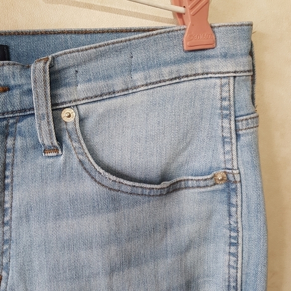 J Crew Vintage Straight released frayed hem distressed blue jeans. - Picture 9 of 15